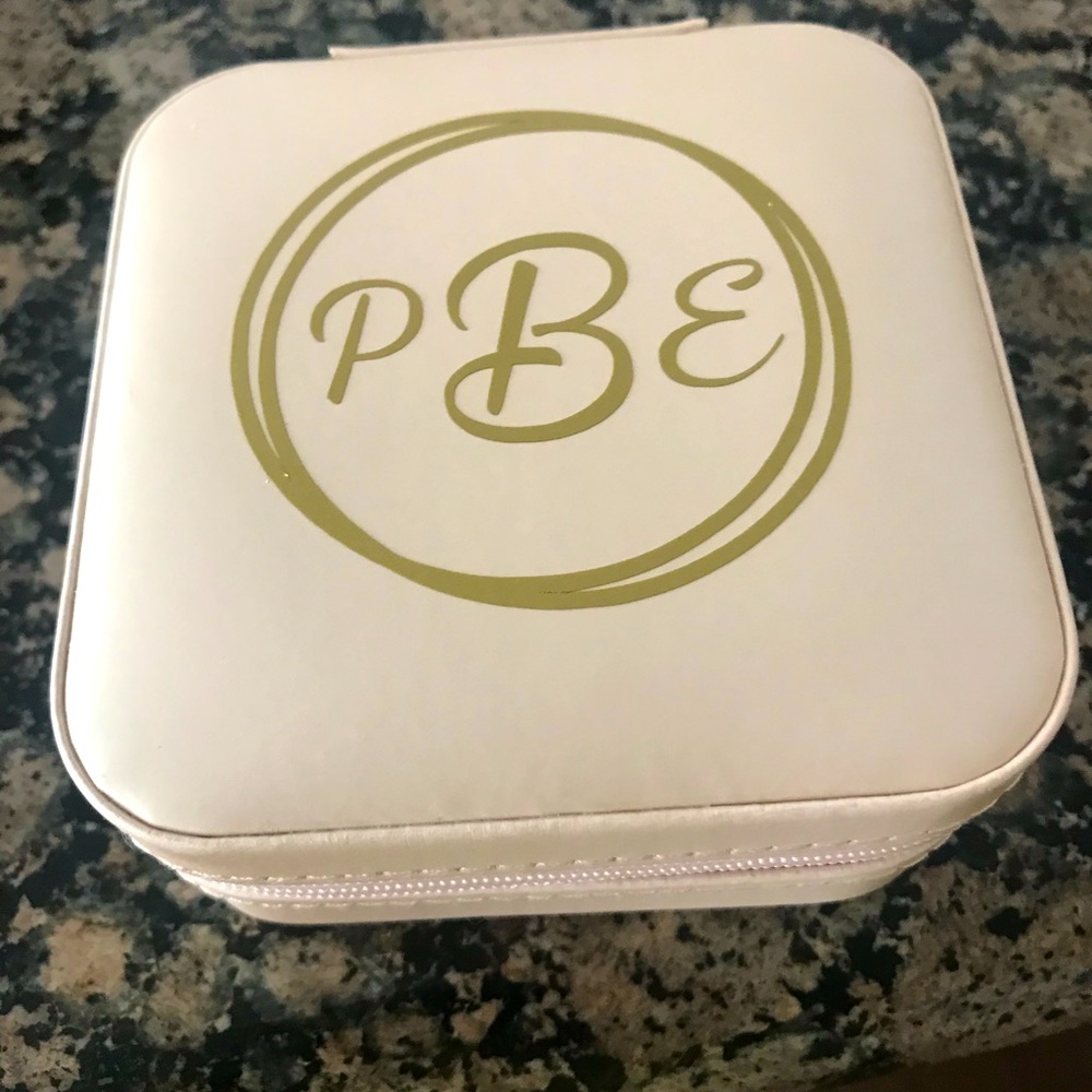 Personalized with your initials! Travel Jewelry Case